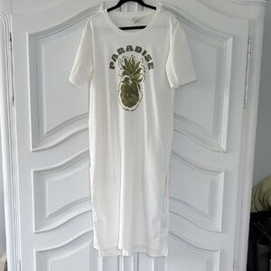 Celandine Anthropologie Paradise Pineapple Graphic T-Shirt Dress - White & Olive